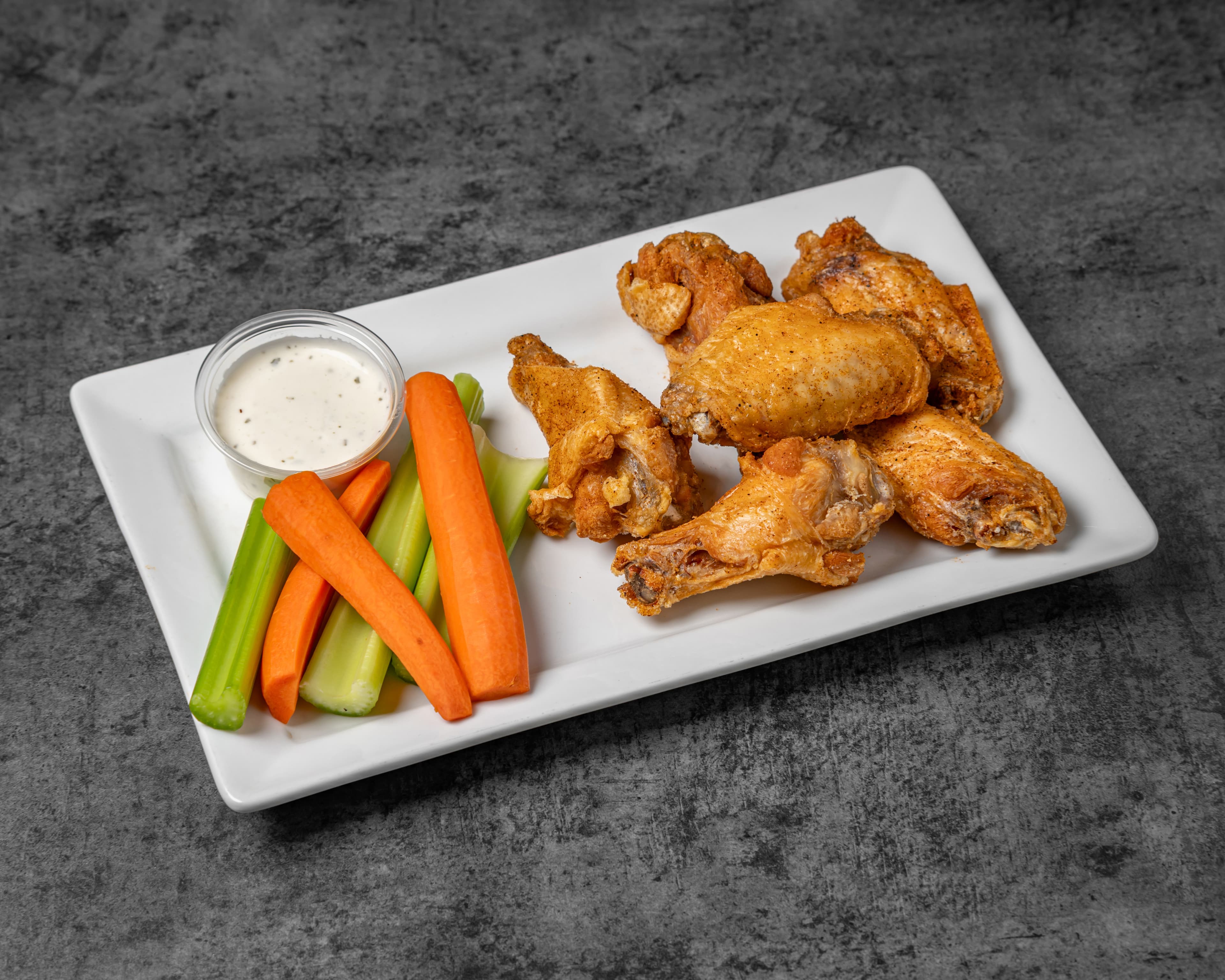 6 Wings - Choice of sauce: Buffalo, BBQ, Dry Rub, Garlic Parmesan at QuartHaus Chandler